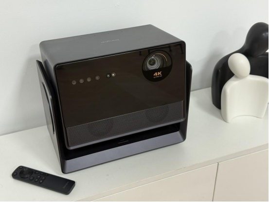 当贝S7 Ultra Max与电视对比：大尺寸投影的场景优势与画面突破